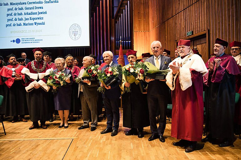 40 lat Akademii Medycznej i 20 lat Collegium Medicum UMK – ważne jubileusze w Bydgoszczy