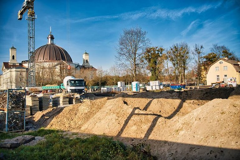 Uniwersyteckie przedszkole w budowie. Trwają prace na rogu ks. Sieńki i Ogińskiego