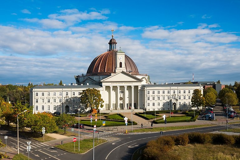 BAR mleczny w bydgoskiej Bazylice prawie gotowy - wolontariusze proszą o mobilizację na ostatniej prostej