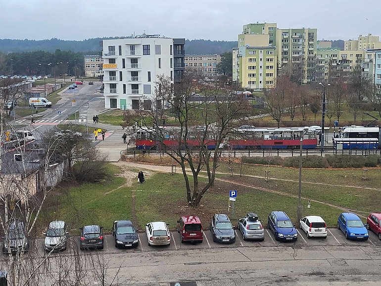 Kolizja tramwaju w Fordonie. Zderzył się z autem osobowym [Z OSTATNIEJ CHWILI]