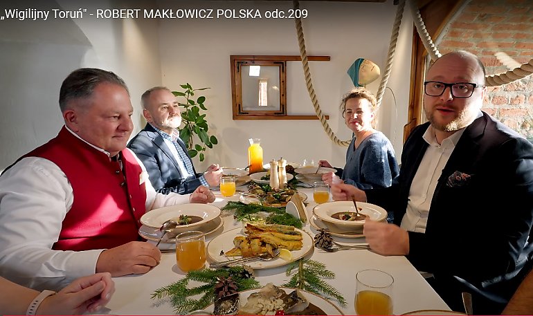 Toruń kupił sobie Makłowicza. W wigilijnym odcinku wystąpił prezydent miasta