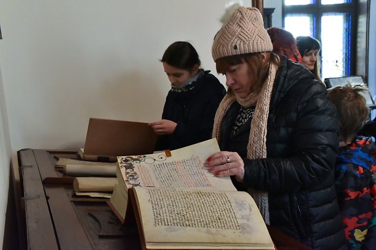 Skarb w bibliotece. Weekend z przewodnikiem [ZDJĘCIA]