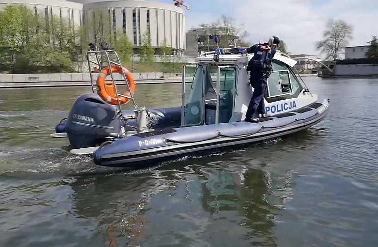Patrol wodny wraca na Brdę! Sprawdzą twoją łódź, trzeźwość i wędkę – surowe kontrole do września! [WIDEO]