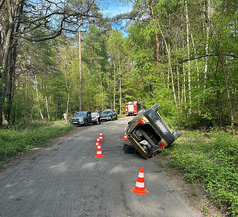 Uciekł przed policją, rozbił się, był poszukiwany – sąd nie miał litości!
