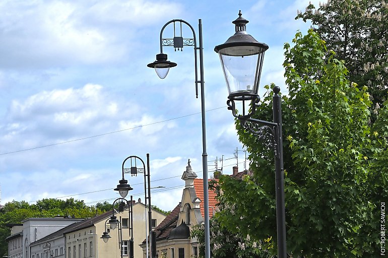 Bydgoszcz świeci nowym blaskiem! Rewolucja świetlna na ulicach – sprawdź, czy twoje osiedle jest na liście!