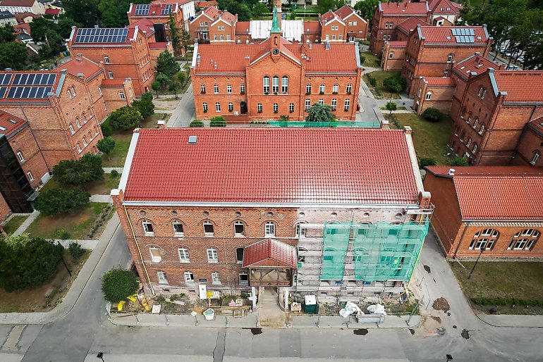 Miliony na psychiatrię w Świeciu! Nowe centrum, terapia sztuką i ogród zimowy