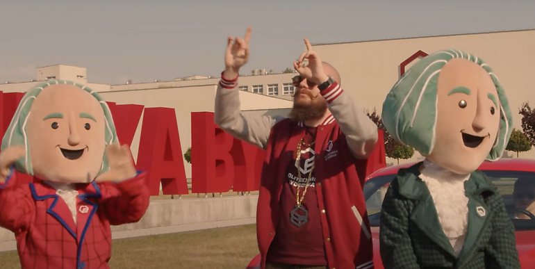 „Inżynierski Bling” podbija Bydgoszcz! Politechnika rapem walczy o studentów