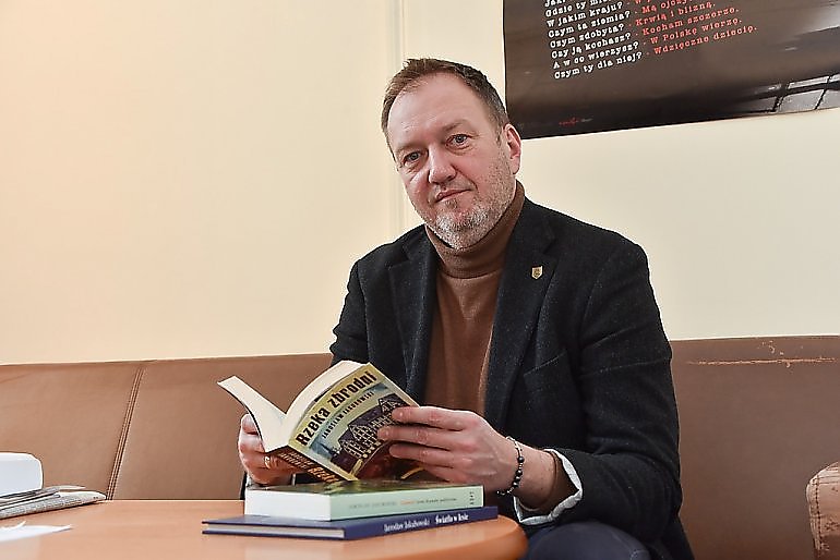 Wołyń, kosmos i polska pamięć. Jak powstała sztuka, której boją się teatry