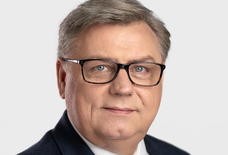 Jachty, solaria i strzelnice z KPO? Złotowski grzmi po wizycie Tuska w Bydgoszczy