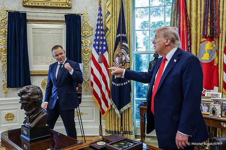 Polska w „wielkiej grze”. Prof. Górski: „Trump postawił na Nawrockiego, a Tusk staje się kulą u nogi”