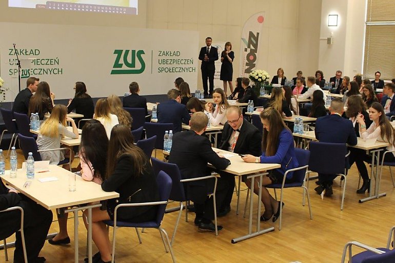 Olimpiada ZUS: Szansa na indeks i nagrody dla młodzieży z Bydgoszczy!