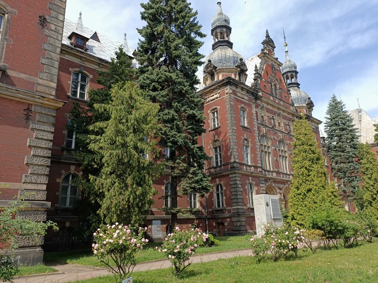Bydgoska perełka architektury otwiera swoje drzwi – zwiedzaj dawną Dyrekcję Kolei!