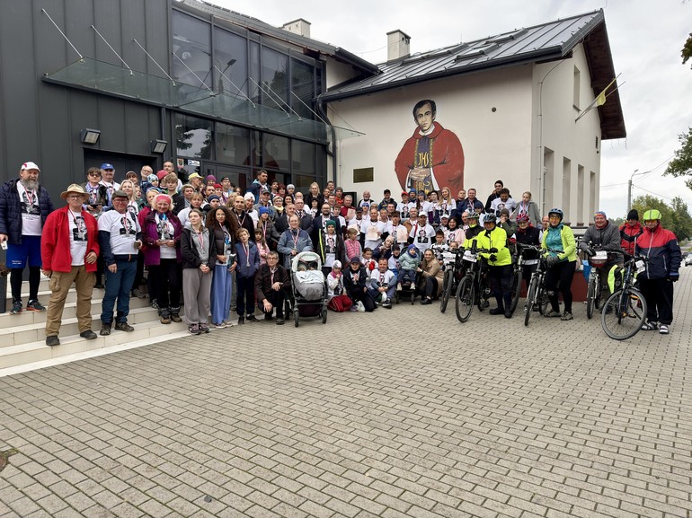 Bieg Sztafetowy i Maraton: Bydgoszcz pamięta ks. Jerzego Popiełuszkę!