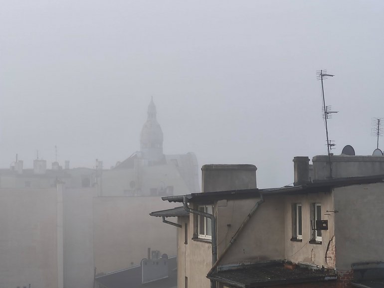 Przeważające chmury i mgła [POGODA]