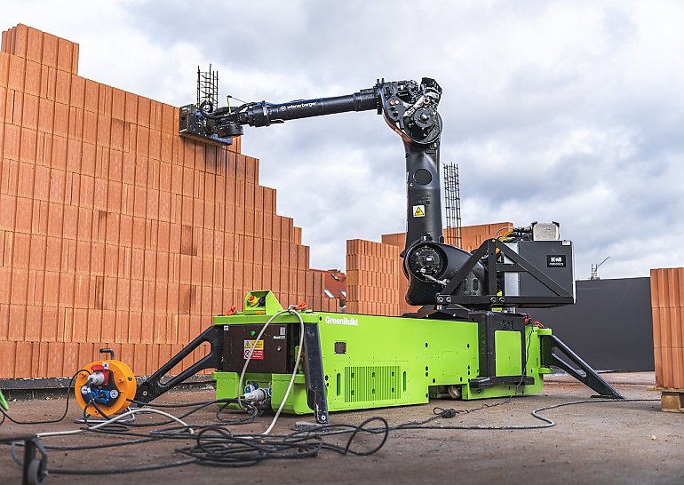 Koronowo stawia na przyszłość: roboty budują przedszkole!