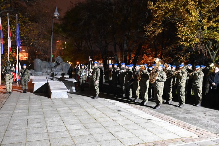 Biskup Włodarczyk: Uczciwość naszą siłą - Inauguracja obchodów Święta Niepodległości w Bydgoszczy