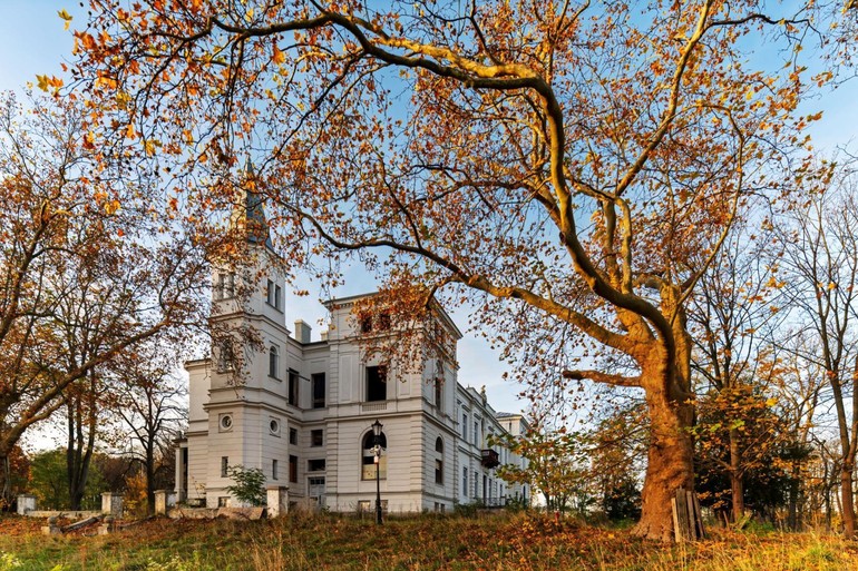 Wielkie plany: Pałac Kronenbergów w Wieńcu zyska nowe życie!