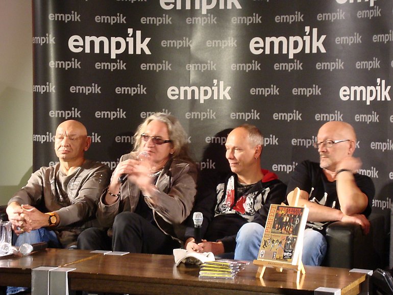 Niezapomniana podróż przez polską muzykę: koncert, który musisz zobaczyć!