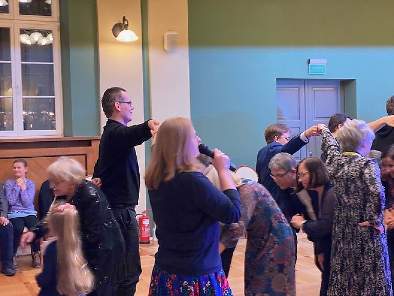 Tak się bawi, tak się bawi Dziecięce Graffiti