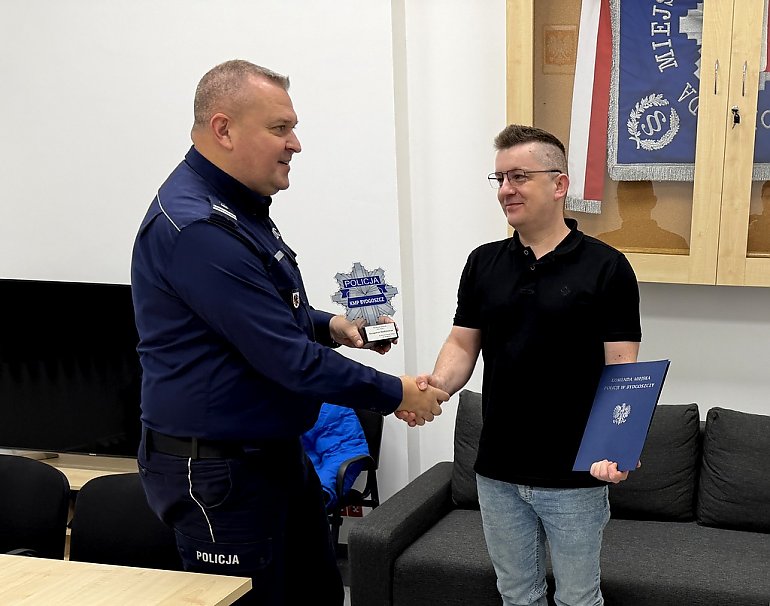 Dramat w bydgoskim autobusie! Bohaterski kierowca ratuje niemowlę