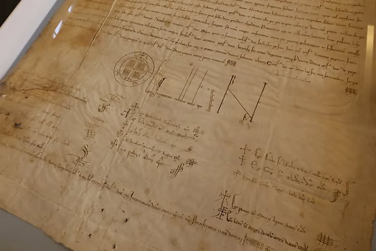 Historyczny dzień: Niemcy zwróciły Polsce 73 średniowieczne dokumenty. Wielki sukces wieloletnich starań prof. Wojciecha Polaka