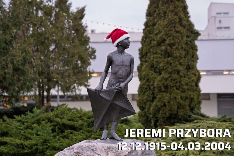 110. urodziny Jeremiego Przybory: legendarne wspomnienia w sercu Bydgoszczy!