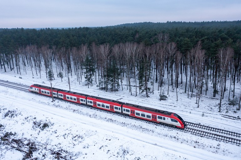 Nowe pociągi do Ciechocinka: Tanie podróże i komfort dla kuracjuszy!