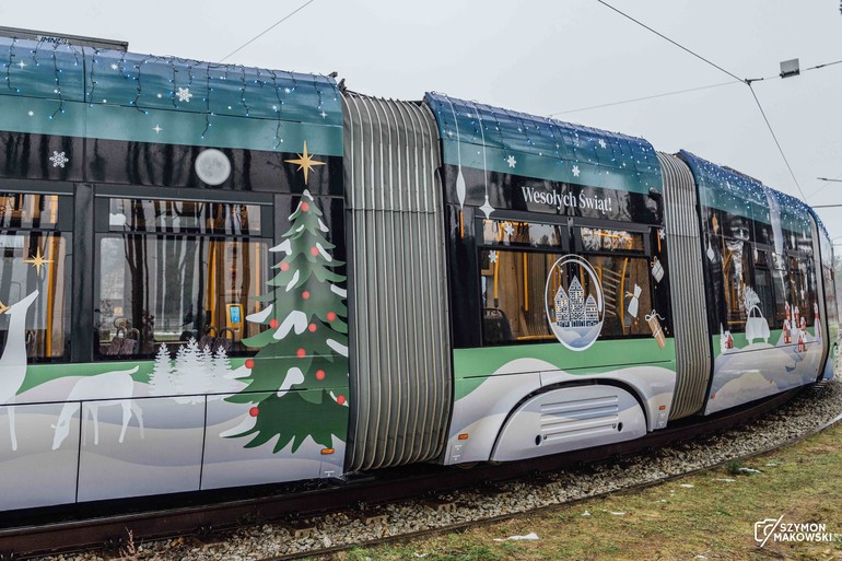 Świąteczny Swing w Bydgoszczy: Sprawdź, gdzie go znajdziesz!