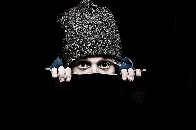 Oszuści kryptowalutowi oszukali starszą panią z Bydgoszczy na prawie milion złotych!