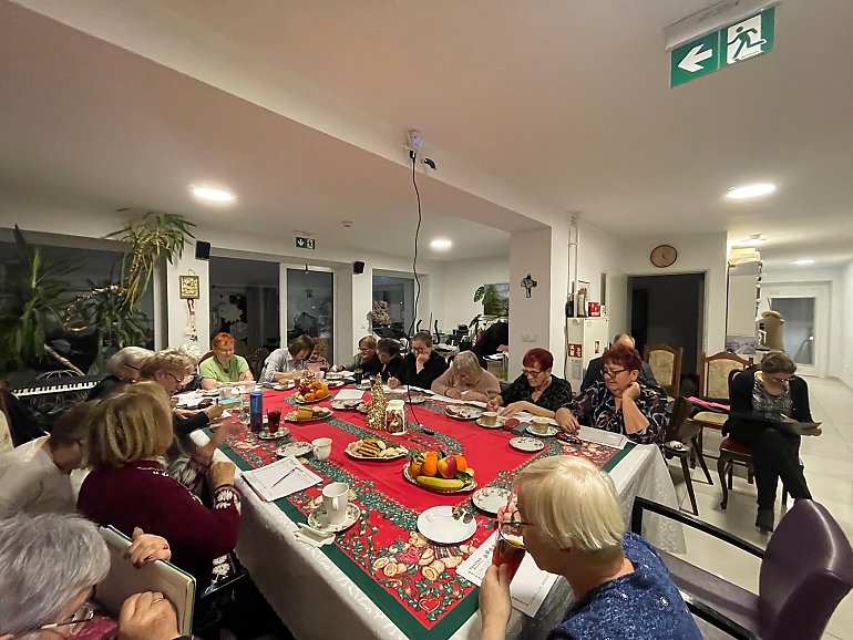 WOW: Jak wolontariat zmienia życie i społeczności!