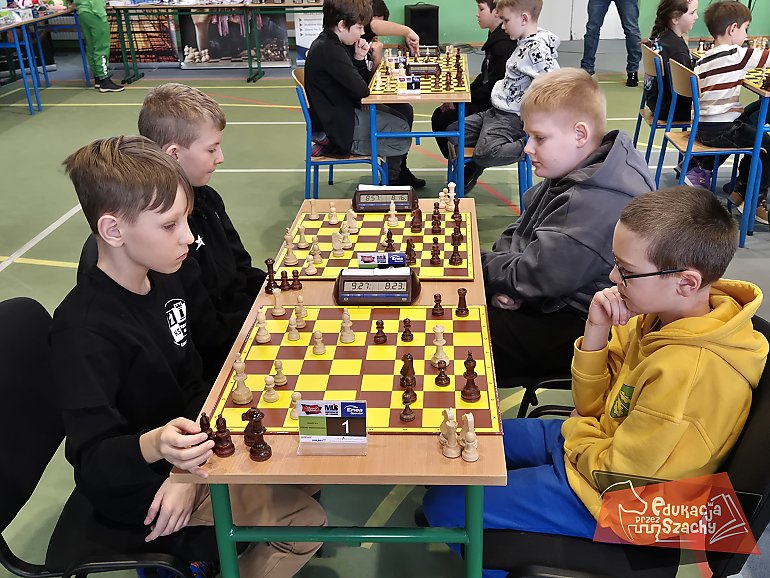 Szach-mat dla weekendu przed ekranami! Aż 114 młodych szachistów wzięło udział w intelektualnych zmaganiach w Ostromecku