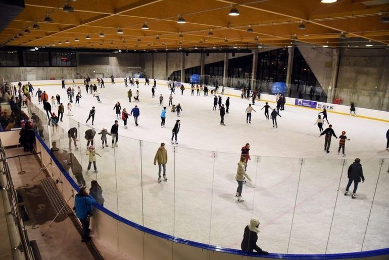 Torbyd zakazuje trzymania się za ręce! Bydgoszczanie zbulwersowani