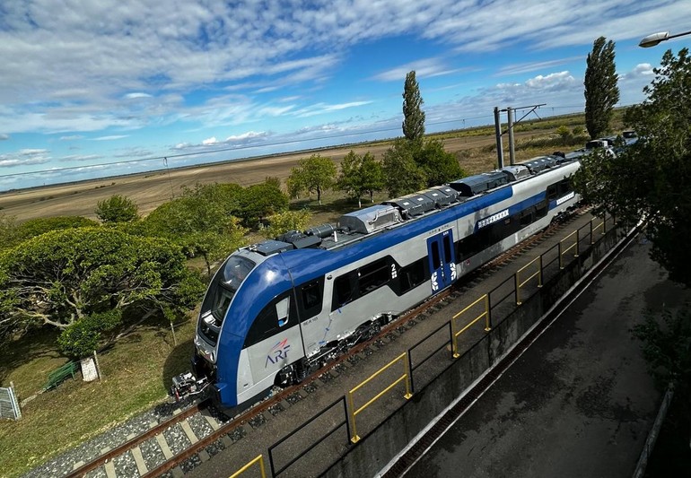 PESA na torach rumuńskich: Nowe pociągi już w drodze!