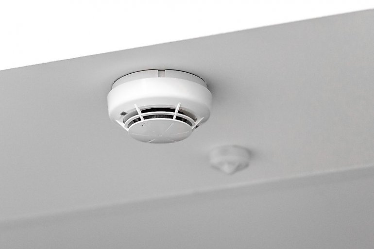 Czujka dymu i czadu dla każdego mieszkańca! Rusza projekt marszałka