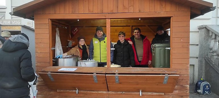 Bydgoska Bazylika zachęca do dzielenia się ciepłem. Ze specjalną, anielską aplikacją, to łatwe!