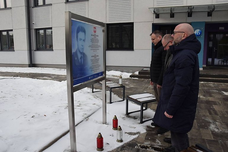 22 lata temu zmarł gen. Ryszard Kukliński, słynny Jack Strong. W Bydgoszczy uczczono jego pamięć