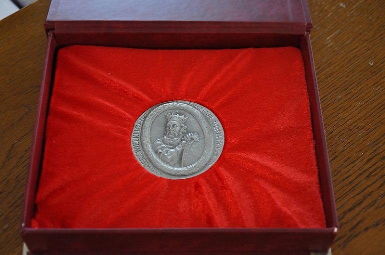Oni dostaną Medale Kazimierza Wielkiego za zasługi dla Bydgoszczy 