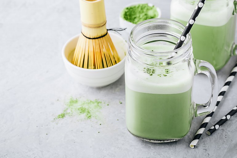 Matcha latte krok po kroku – jaki zestaw do matchy wybrać i jak zacząć?