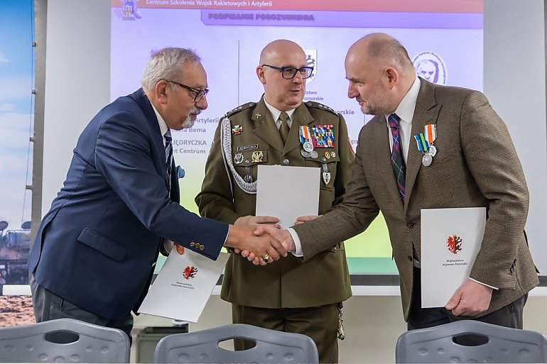 W Toruniu powstanie uczelnia wojskowa! Samorząd województwa rozpoczął przygotowania 