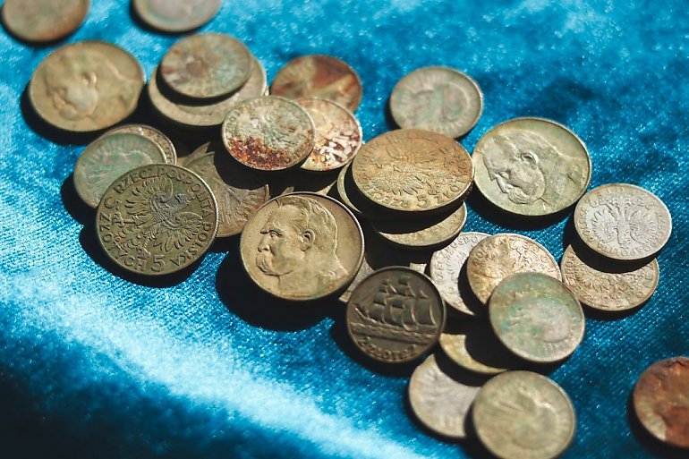Garść monet na wagę historii. Kolejne znalezisko trafiło do Muzeum Okręgowego w Bydgoszczy