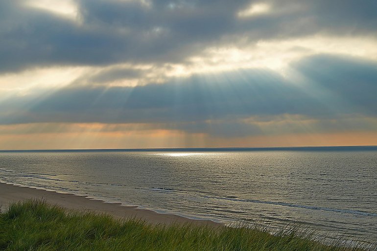 Przejaśnienia i umiarkowany wiatr nad Bydgoszczą [POGODA]