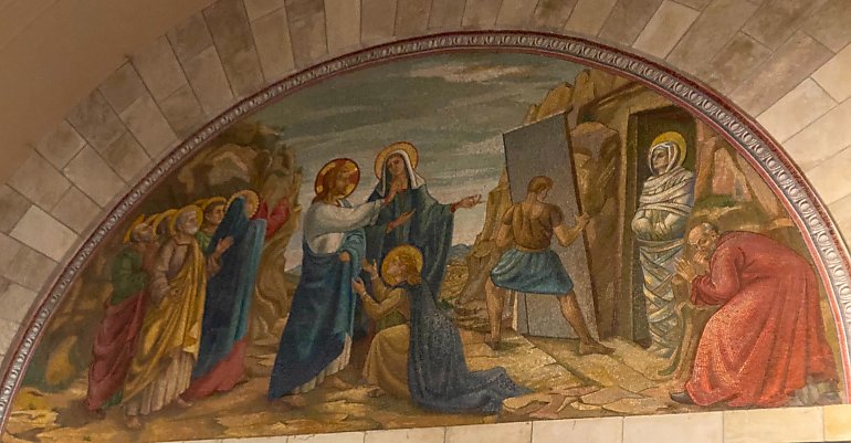 „Już cuchnie”. Ewangelia, która zaczyna się tam, gdzie po ludzku kończy się nadzieja