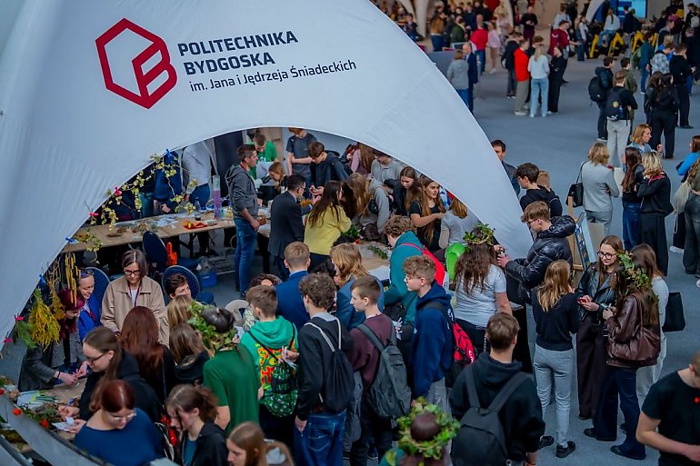 Od śledztwa, przez zdrowie zwierząt i ludzi.  Politechnika Bydgoska otwiera się na nowe kierunki! 