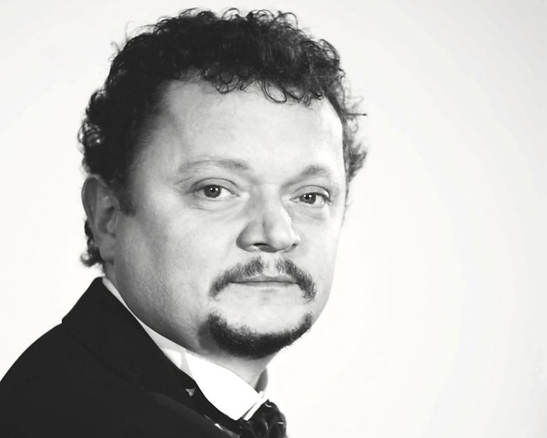 Nie żyje prof. Janusz Ratajczak. Solista Opery Nova w Bydgoszczy zginął w wypadku samochodowym