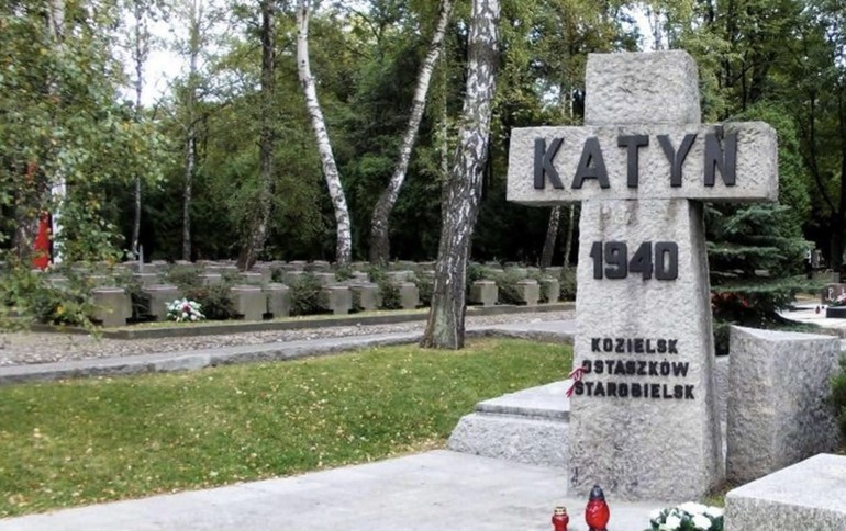 Czy prawda o Katyniu wciąż żywa? Spotkanie z wybitnym historykiem w Bydgoszczy