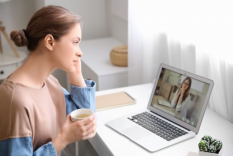 Pierwsza sesja z psychologiem online – czego się spodziewać i jak się przygotować?