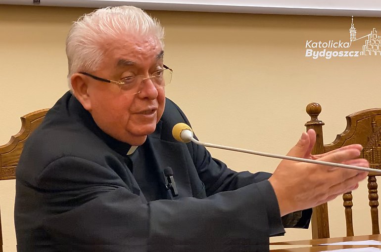 Katolicka odpowiedź na „szalejący świat”? Wykład bp. Jana Tyrawy w Bydgoszczy