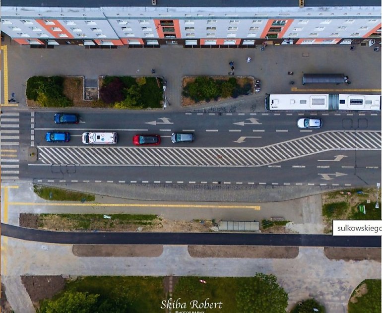 Budowa drogi rowerowej przy ul. Sułkowskiego. Kierowców czekają kolejne zmiany