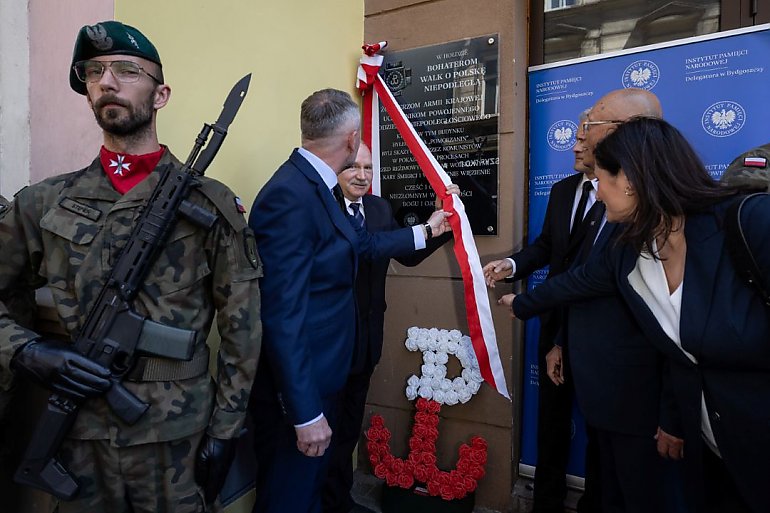 Nowe miejsce pamięci w Bydgoszczy. Hołd dla „Szarego” i jego żołnierzy