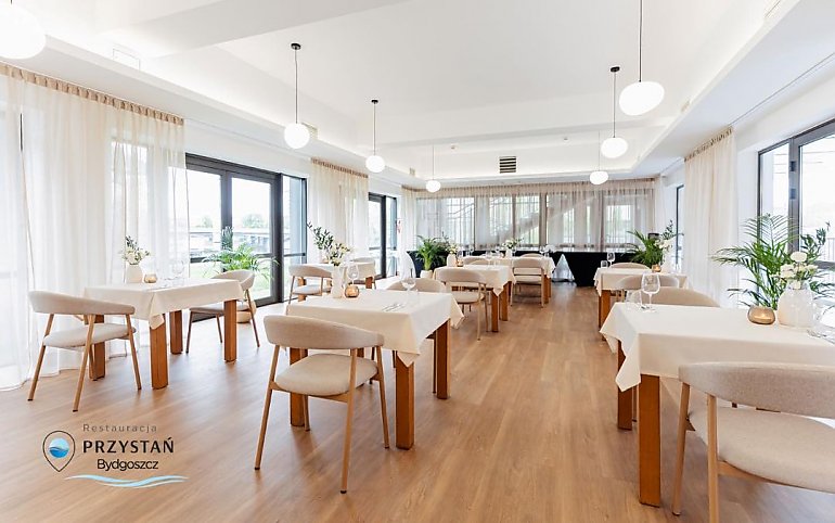 Restauracja Przystań otworzyła się nad Brdą. „Nie ma drugiego takiego miejsca w Bydgoszczy”